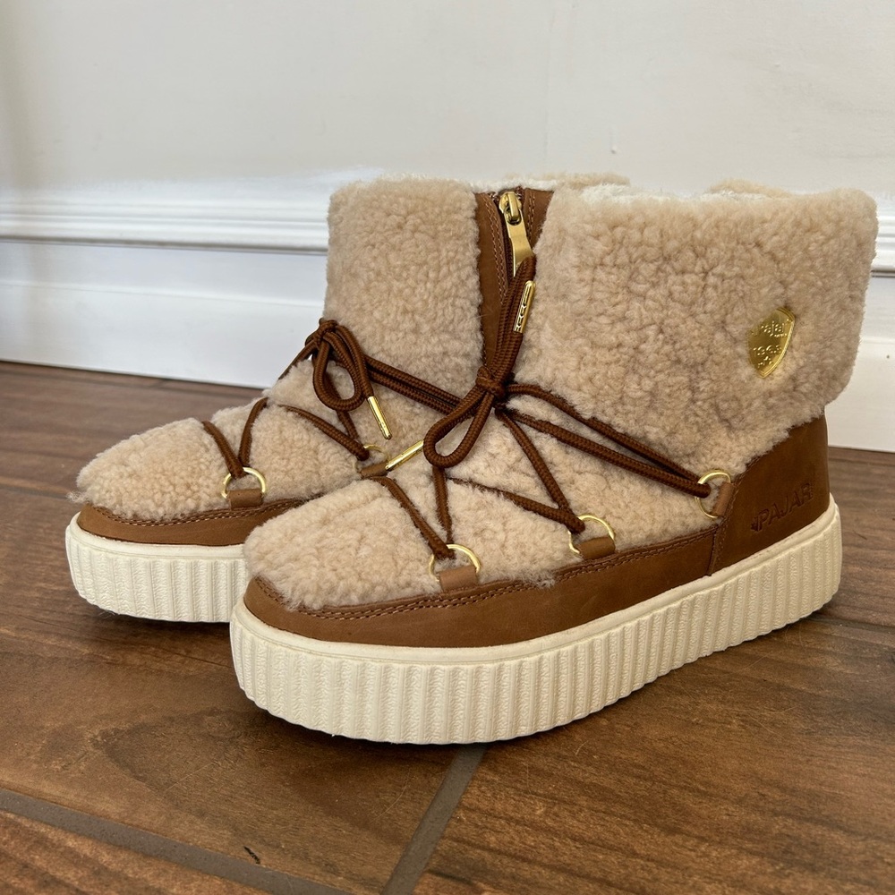 NWOT PAJAR Canada Womens Ceria Shearling Waterproof Winter Boots